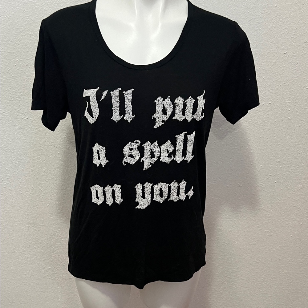 Made Right Black Beaded Halloween Hocus Pocus Shirt Sz L